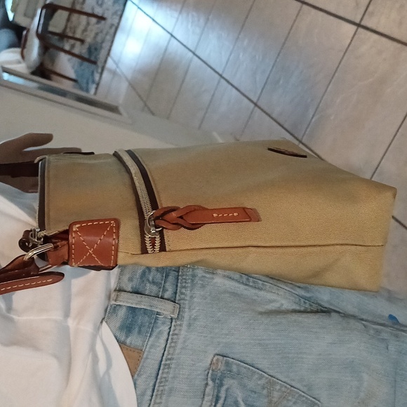 Dooney & Bourke Nylon crossbody bag Khaki - Picture 7 of 17